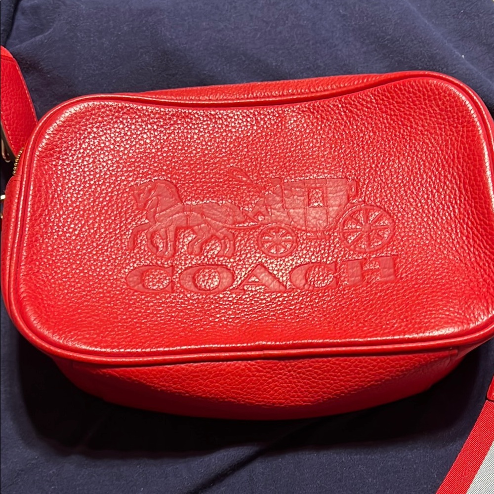 Coach Vibrant Red Leather Bag! Excellent condition used only 2 times #COACH